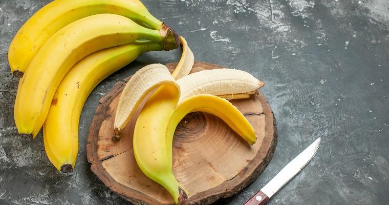 Czy można zjeść ciemną końcówkę banana? 