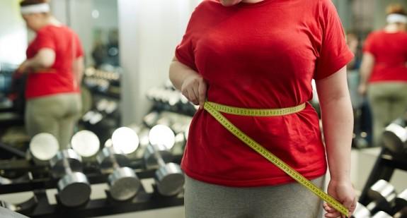 Otyłość pierwotna i wtórna – przyczyny, objawy, skutki i leczenie otyłości