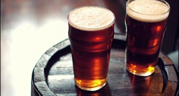 Jedno piwo dziennie jest lepsze dla serca niż abstynencja?  