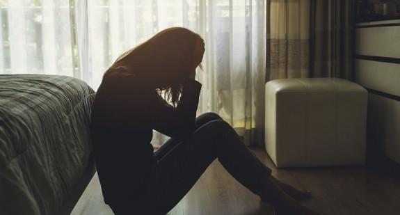 Jakie są przyczyny depresji lękowej oraz jak ją leczyć? Definicja i objawy depresji neurotycznej