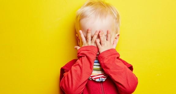 Skąd się biorą podkrążone oczy u dziecka lub niemowlaka?
