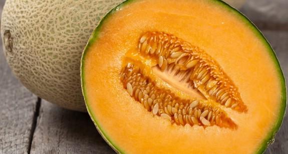 Melon – jakie są rodzaje melonów? Kalorie, właściwości i wartości odżywcze