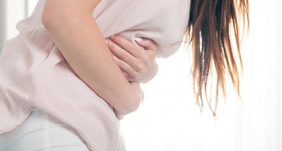 Co zwiastują skurcze brzucha? Przyczyny i objawy