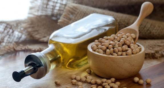 Olej sojowy – zastosowanie, wartości odżywcze i właściwości prozdrowotne