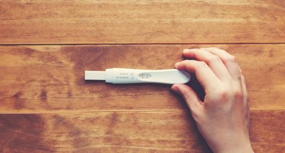 Czy i jak można zajść w ciążę bez wytrysku? Jakie częste są przypadki zapłodnienia bez penetracji?