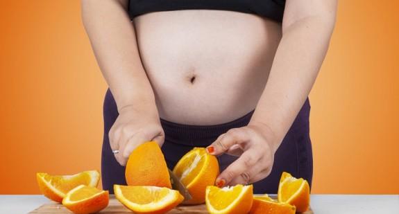 Witamina C w ciąży – nadmiar, niedobór, dawkowanie i jej źródła