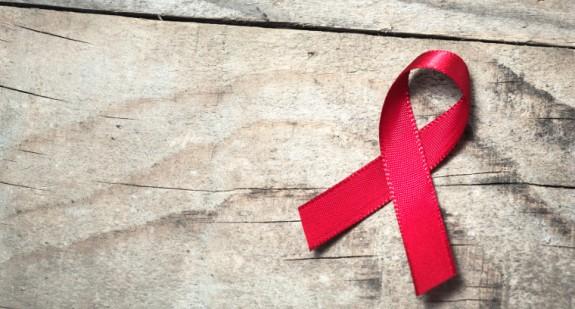 Pierwsze objawy HIV i AIDS - u dorosłych i dzieci, po jakim czasie?