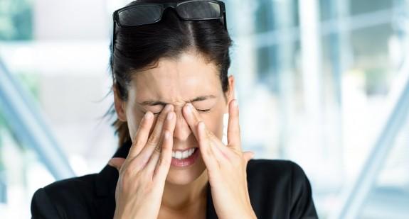 Test Schirmera – badanie wydzielania łez a zespół suchego oka