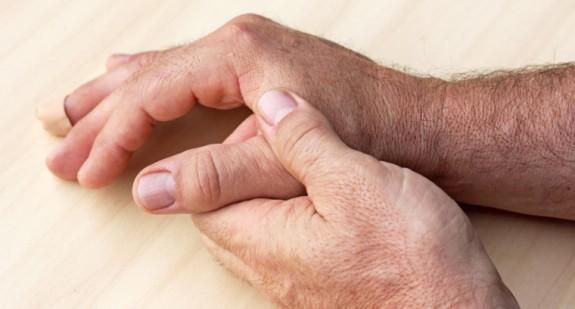 Drętwienie palców: przyczyny i leczenie