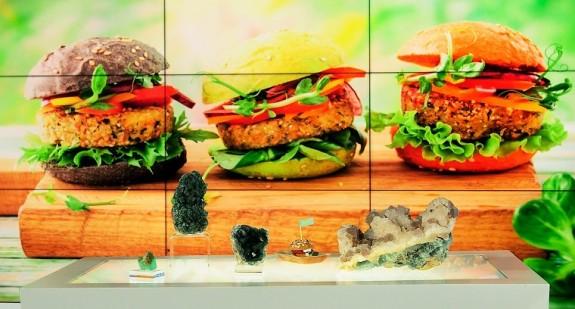 Czy burger może być zdrowy? Jak przygotować jego zdrowszą alternatywę? Poznajcie przepis na burgery z ciecierzycy z programu 36,6°C!
