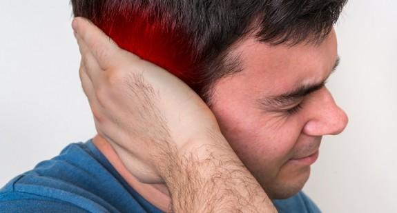 Wysiękowe zapalenie ucha środkowego u dorosłych – objawy i leczenie