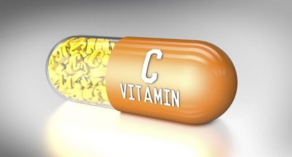Czy witamina C jest lekiem na raka? Skuteczność metody