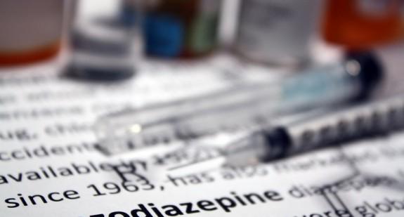 Benzodiazepiny – przedawkowanie, zatrucie i objawy uzależnienia