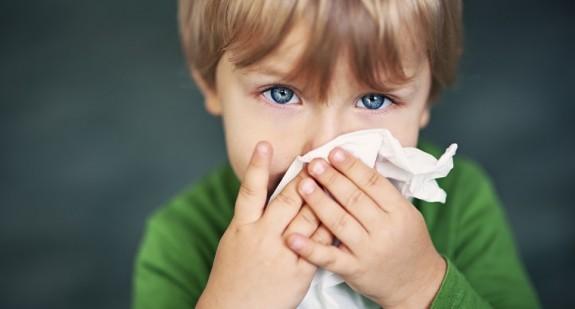 Alergia u dzieci – pokarmowa, wziewna, kontaktowa. Jakie daje objawy?