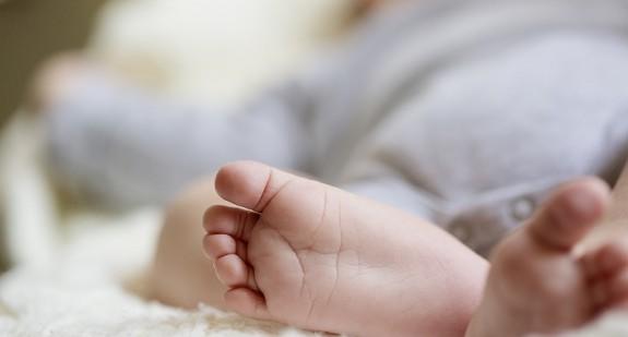 Dyschezja niemowlęca – przyczyny, objawy oraz leczenie