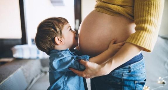 Problem z zajściem w drugą ciążę, czyli niepłodność wtórna – z czego wynika?