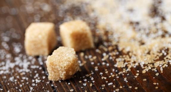 Czy cukier brązowy jest zdrowszy od białego?