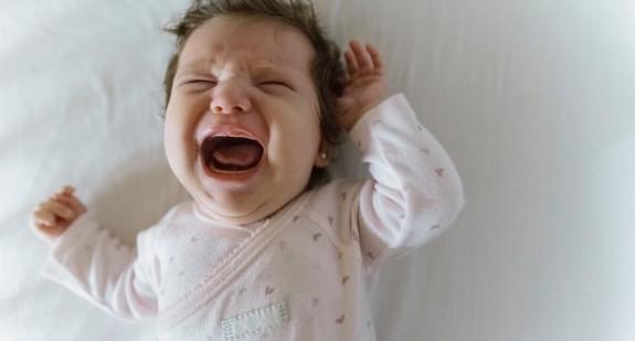 Płacz dziecka, czyli co niemowlę chce nam powiedzieć?