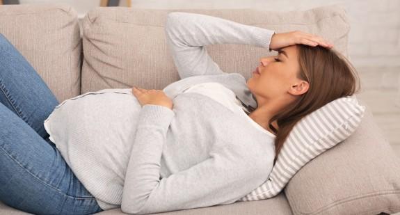 Zapalenie zatok w ciąży – przyczyny, objawy i leczenie. Jak złagodzić symptomy tej dolegliwości domowymi sposobami?