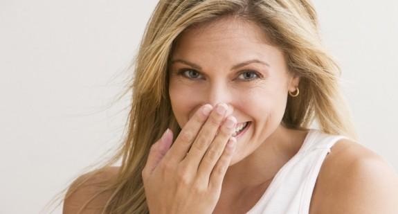 Sanacja jamy ustnej – definicja, wskazania i korzyści 