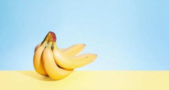 Niesamowite właściwości prozdrowotne skórki od banana. Spróbujesz?