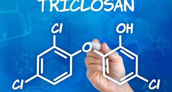 Triclosan – antybakteryjny składnik kosmetyków. Czy używanie go jest bezpieczne?