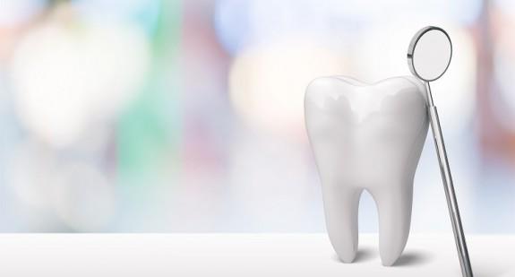 Pasta skutecznie wybielająca zęby – na co zwrócić uwagę podczas wyboru?