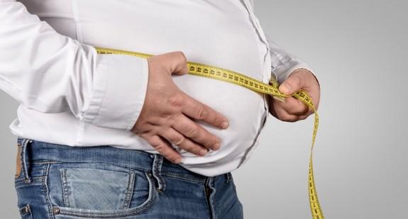 Wysoki wskaźnik BMI zwiększa ryzyko cukrzycy dużo bardziej niż geny