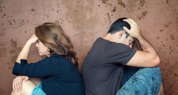 Jak uratować małżeństwo w kryzysie? Przyczyny kryzysu w małżeństwie i sposoby na jego pokonanie.