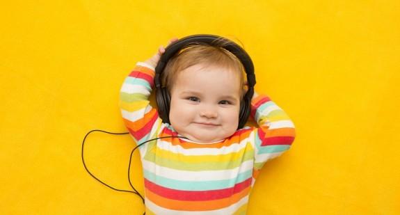 Muzyka uspokajająca i usypiająca dla niemowląt i noworodka. Wpływ muzyki na rozwój dziecka