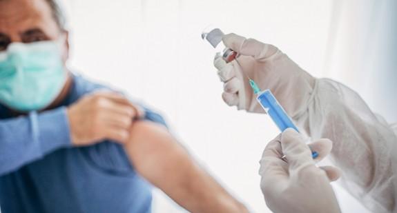 Czy szczepionka na COVID-19 powstanie jeszcze w tym roku? 