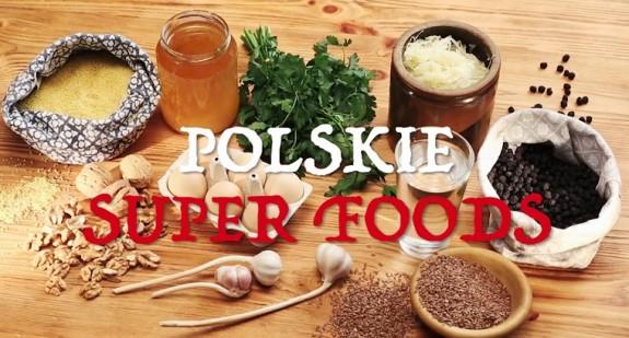 Polskie Super Foods. Pietruszka i kapusta kiszona vs spirulina i woda kokosowa