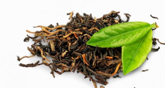 Czerwona herbata – właściwości prozdrowotne i odchudzające. Sposób parzenia i skutki uboczne 